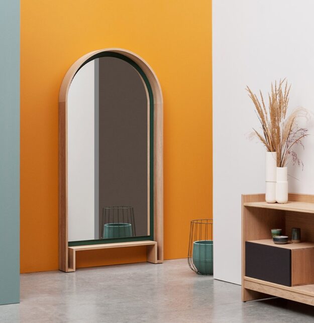 Le miroir XXL, pour agrandir visuellement votre espace et apporter naturellement de la luminosité