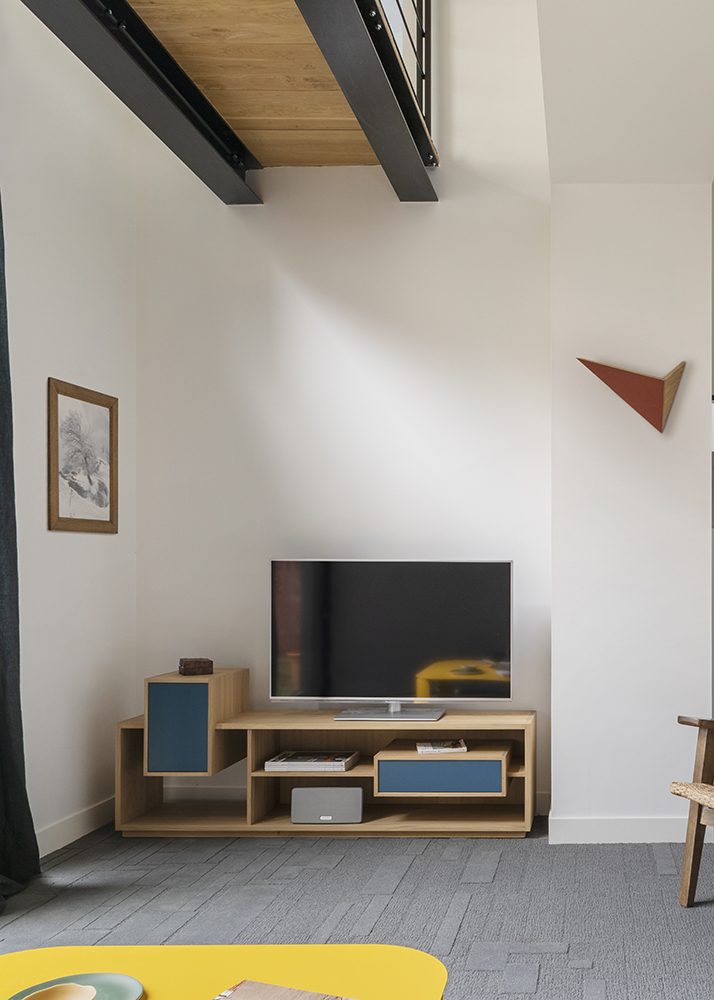 coin télé inspiration déco meubler un recoin sur-mesure renfoncement design mobilier bois massif